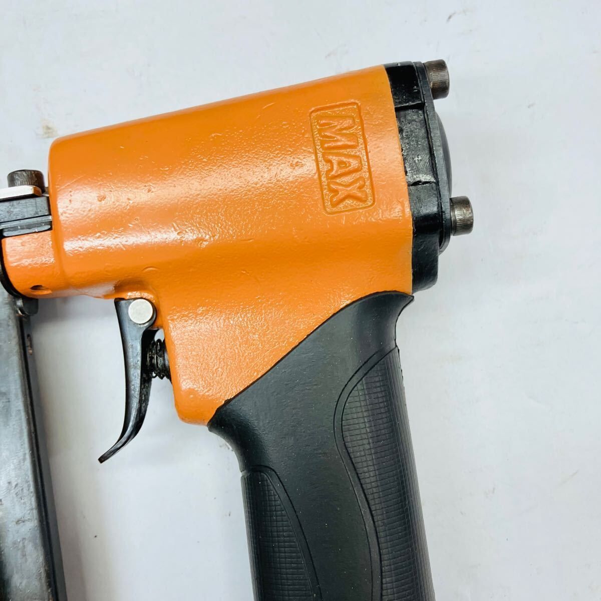 整備品 動作良好 MAX マックス 常圧 4 mm エアタッカー TA-20 A 422 J キュウオン