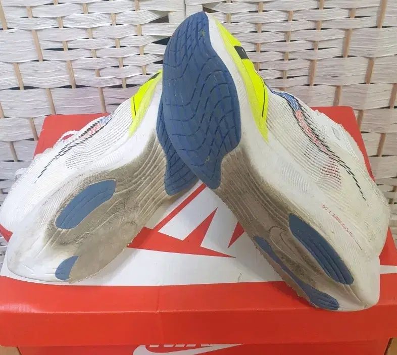 ナイキ ズームX ヴェイパーフライ ネクスト2 ランニングシューズ