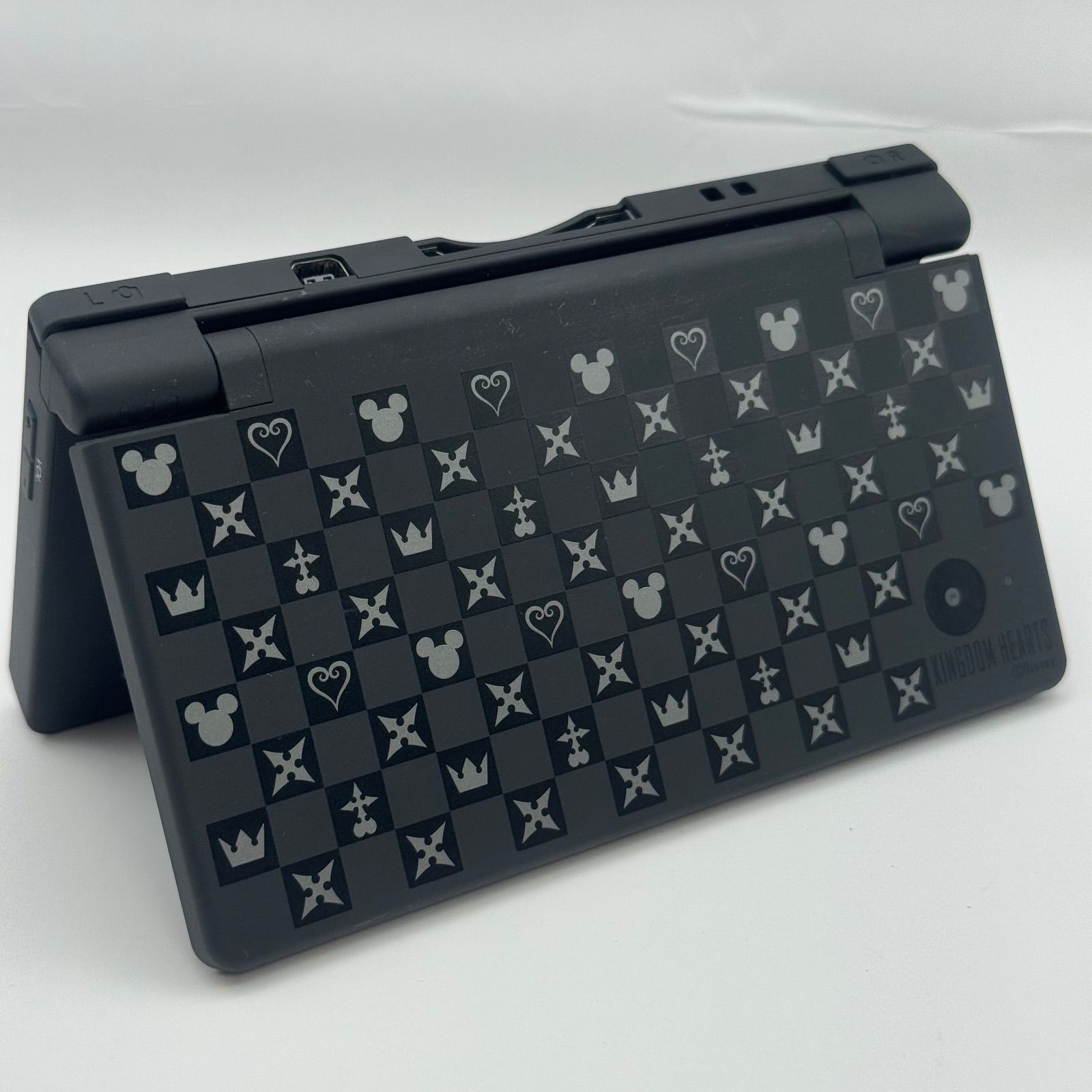 Nintendo DSi キングダムハーツモデル
