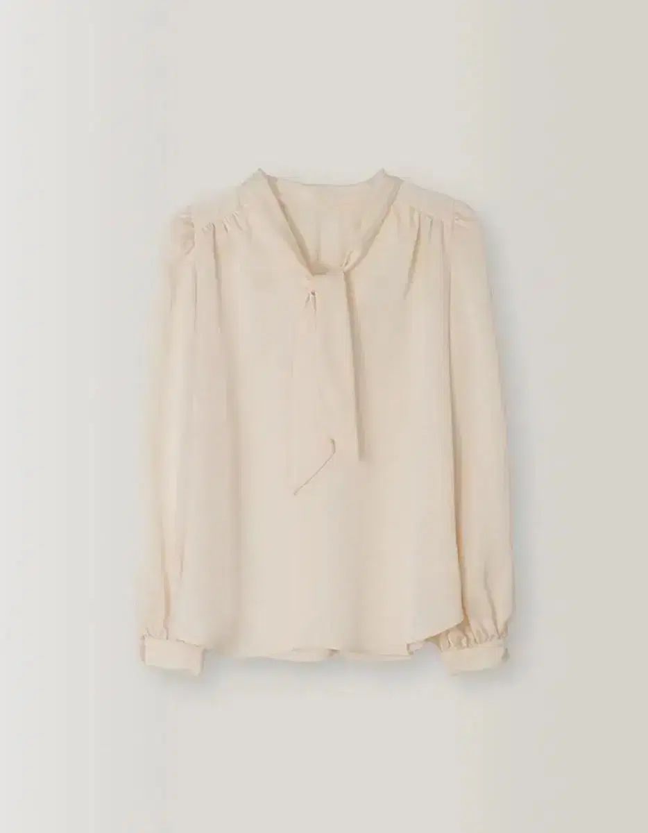 ノミナート Cannes High Neck Tie Blouse Cream