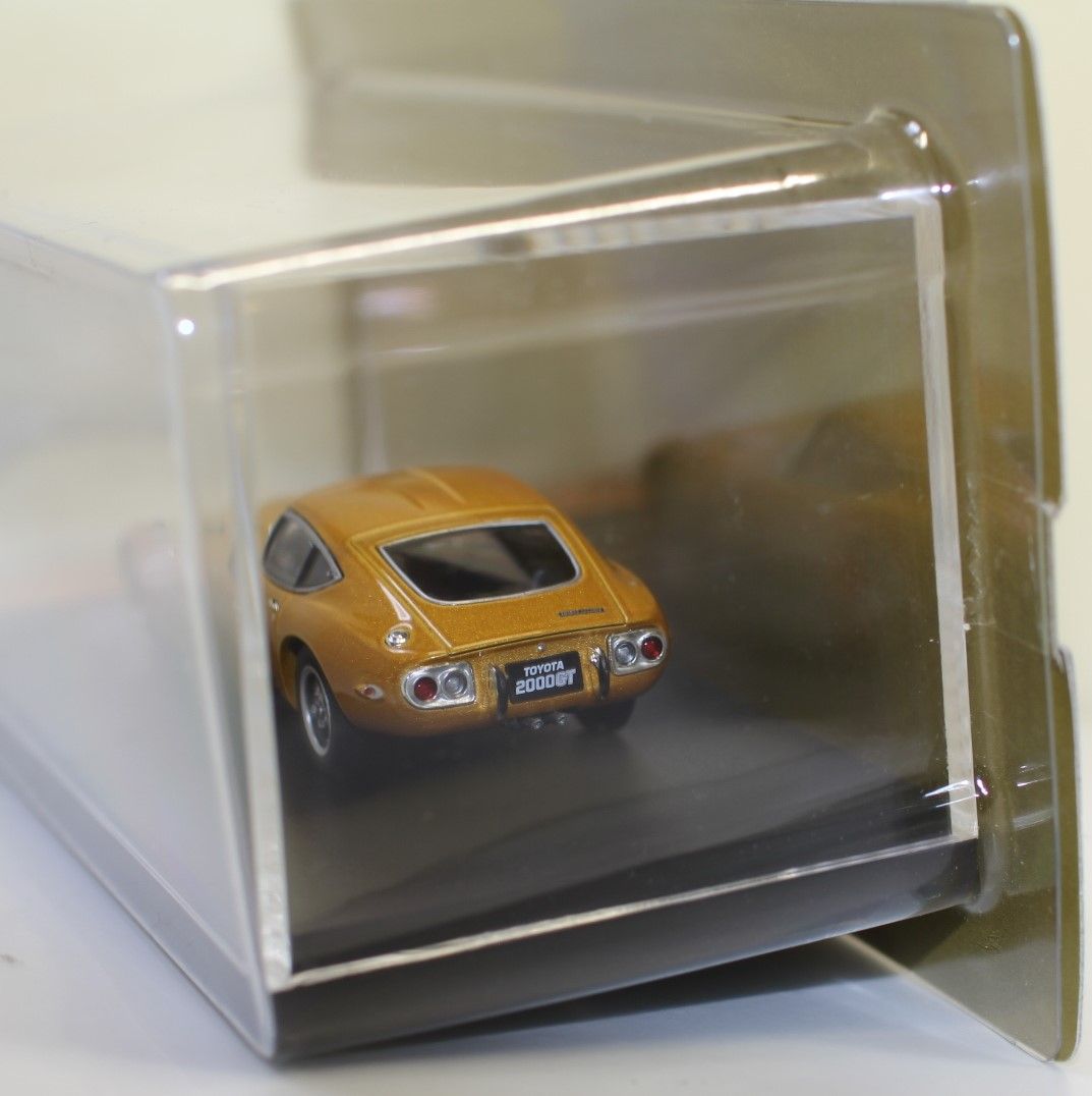 新品 ケース小傷 1/43 国産名車プレミアムコレクション トヨタ 2000GT