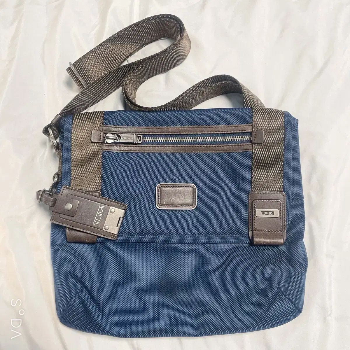 TUMI トゥミ ブルー クロスバック