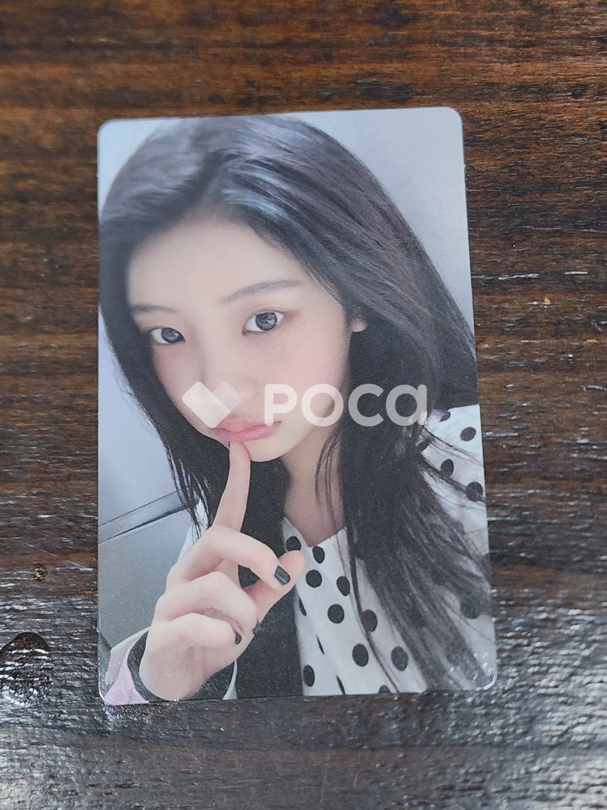 アイリット ウォニ NOT CUTE ANYMORE KAKAOTALK gift