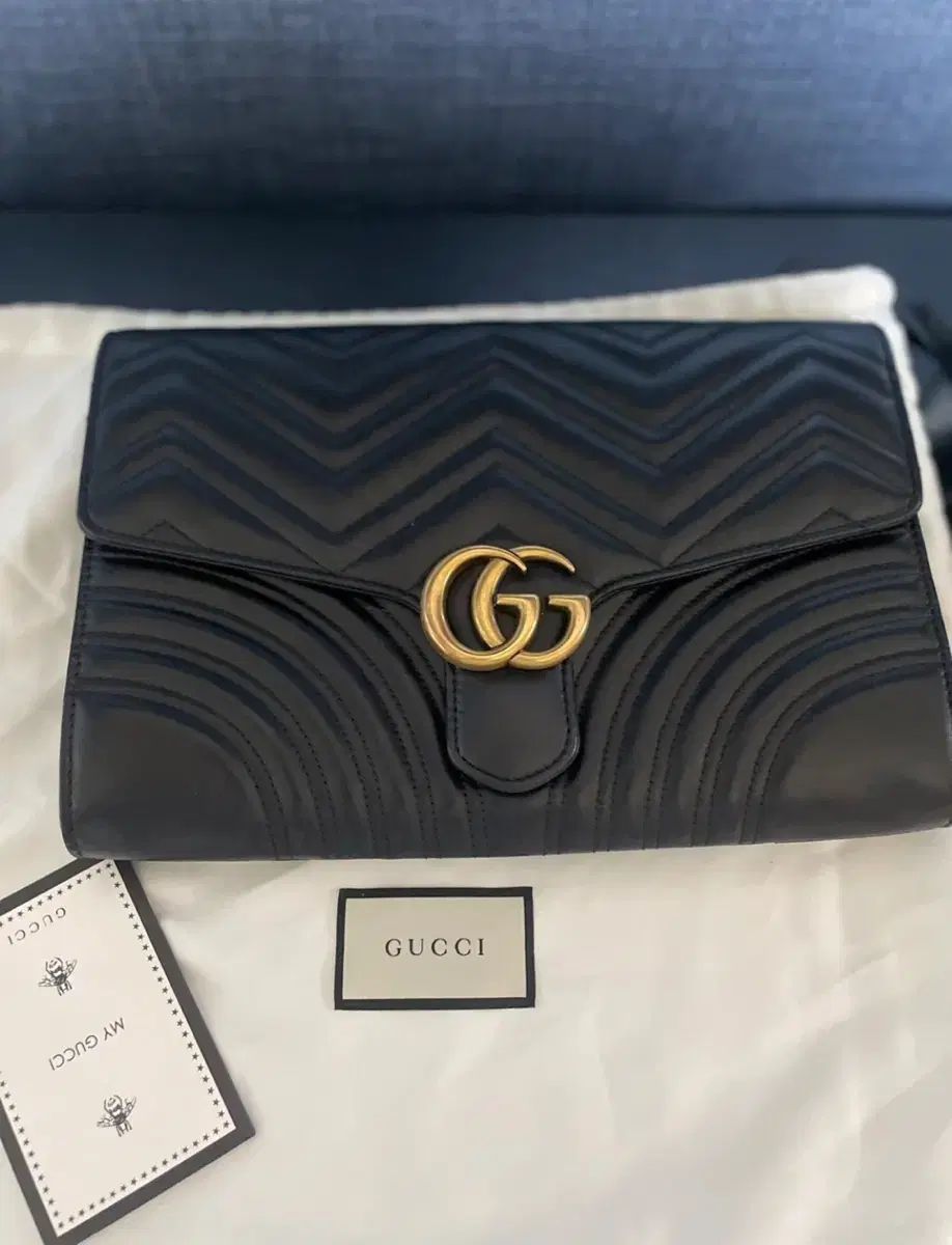 グッチ gg マーモント クラッチバッグ ブラック