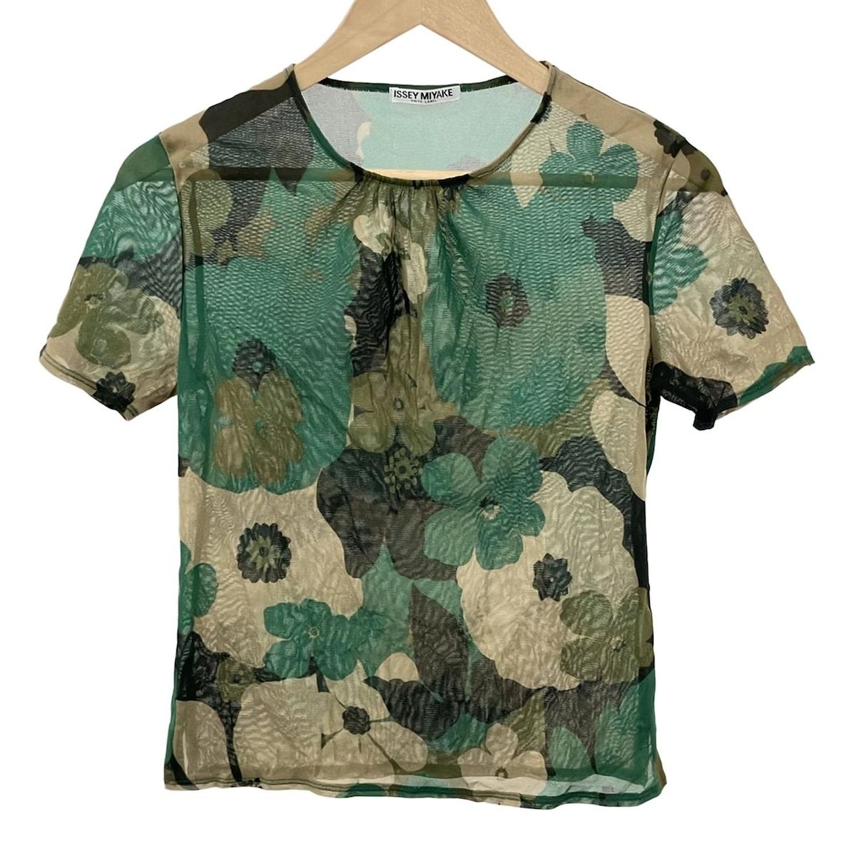 ISSEYMIYAKE イッセイミヤケ 半袖カットソー サイズ３ L レディース - グリーン×ベージュ×マルチ WHITE LABEL 花柄