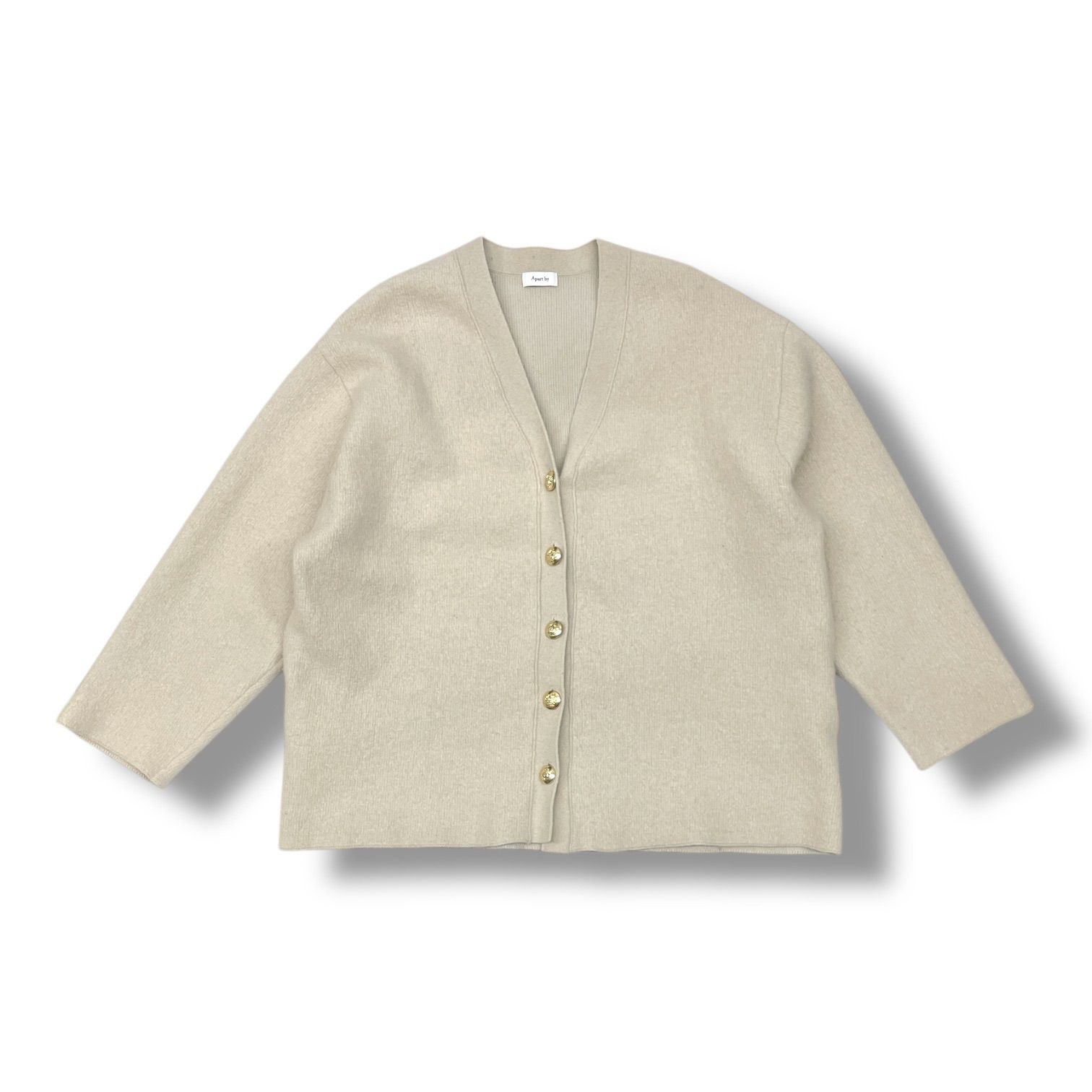 A part by アパートバイ 洗える CNラクーンコンVカーディガン ニット V