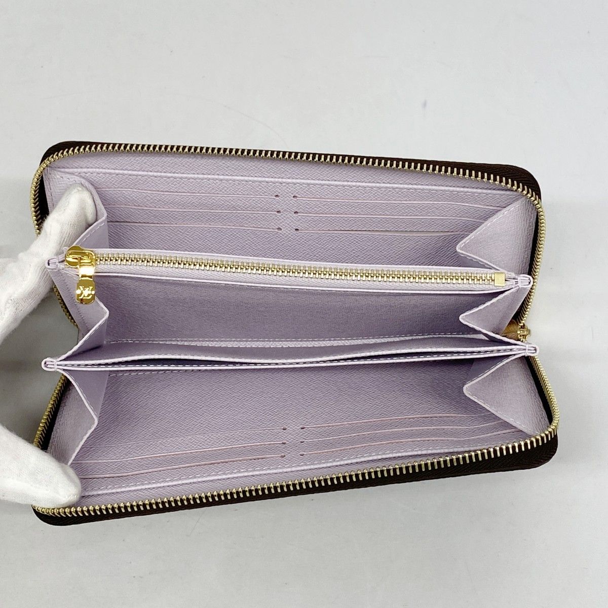 5pa0599】ルイヴィトン 長財布 モノグラム ジッピーウォレット M25813