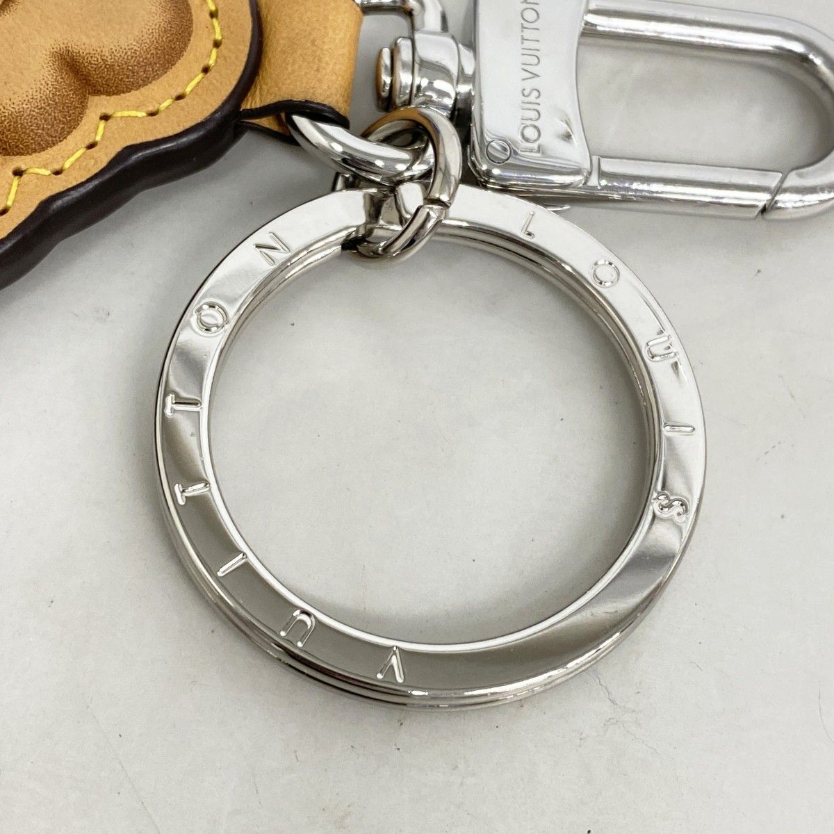 ★SALE【5pa0655】ルイヴィトン キーホルダー モノグラム LVビスケット M02547 ブラウン【中古】レディース 5pa0655】ルイヴィトン キーホルダー モノグラム LVビスケット M02547