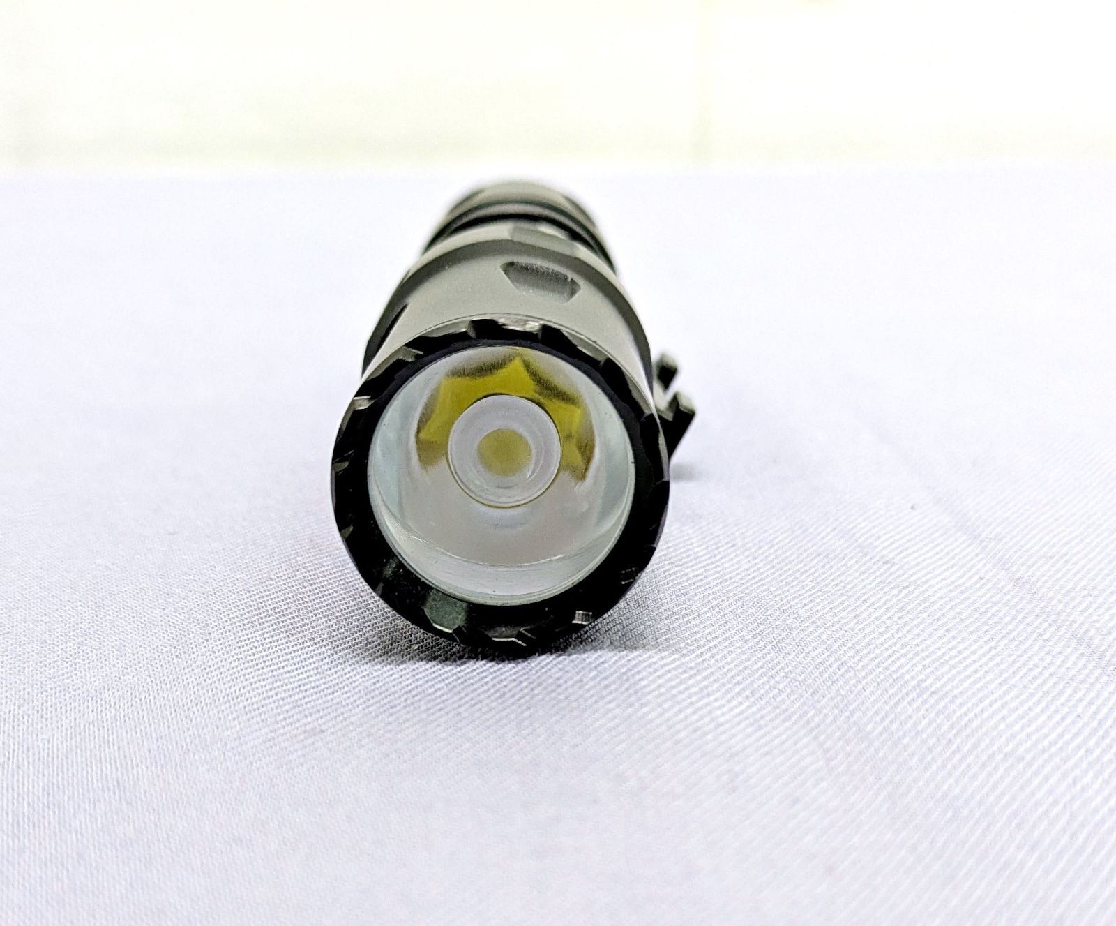 LayLax ウェポンライト