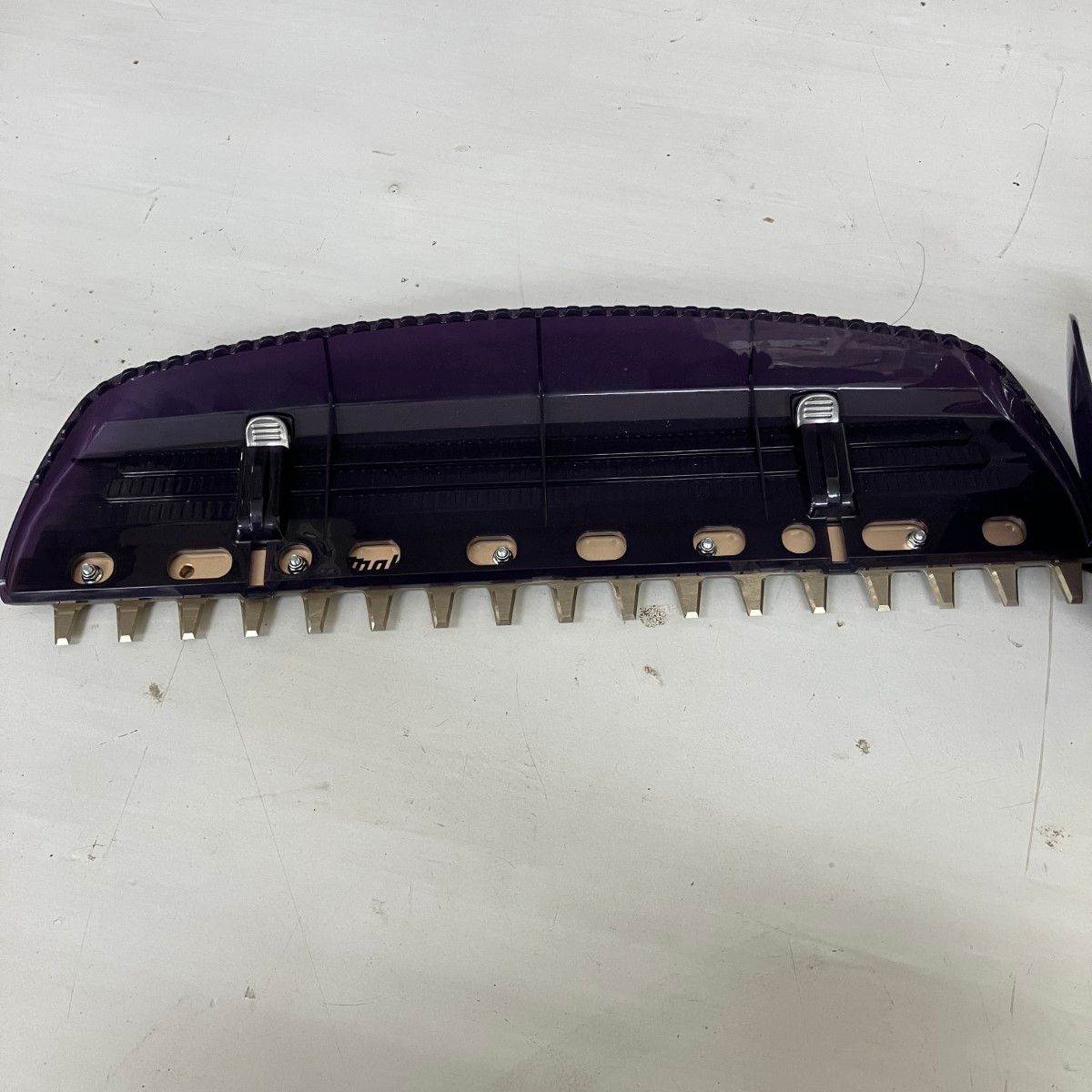 ЗЗMAKITA マキタ 18 v 460 mm 充電式ヘッジトリマ バッテリーx 1 充電器 外 MUH 467 D ブルー ディスクグラインダー トリマー ヘッジトリマー 