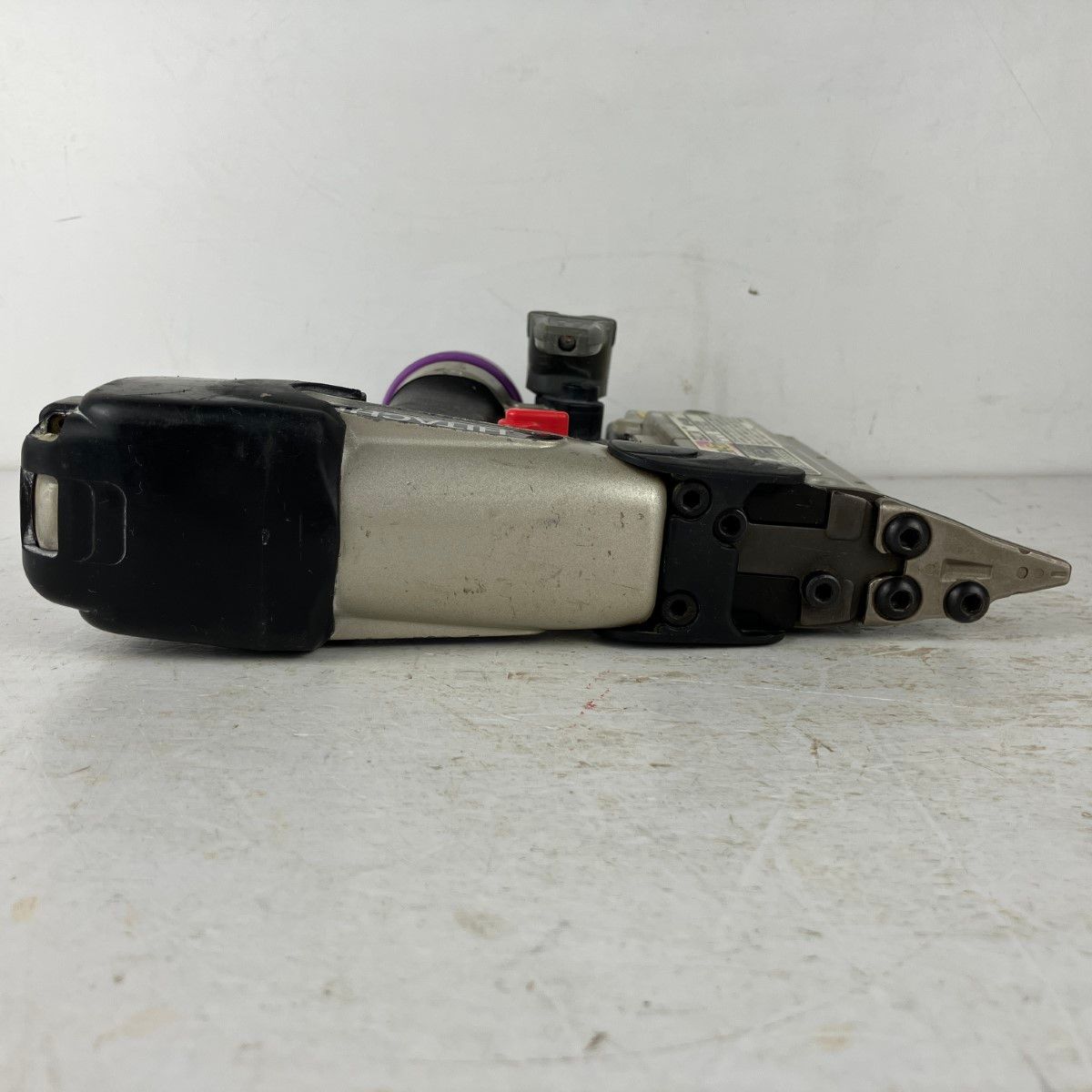 ЗЗHITACHI 日立 45mm 常圧 ピン釘打機 NP45M パープル - メルカリ
