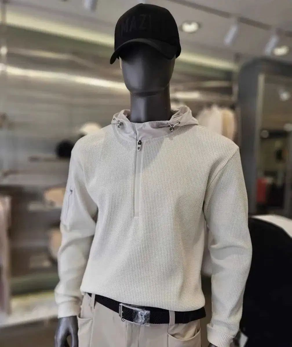 韓国 すぐ配送 アメイジングクリー アイボリー ワッフル ハーフジップアップ 防風 フードTシャツ