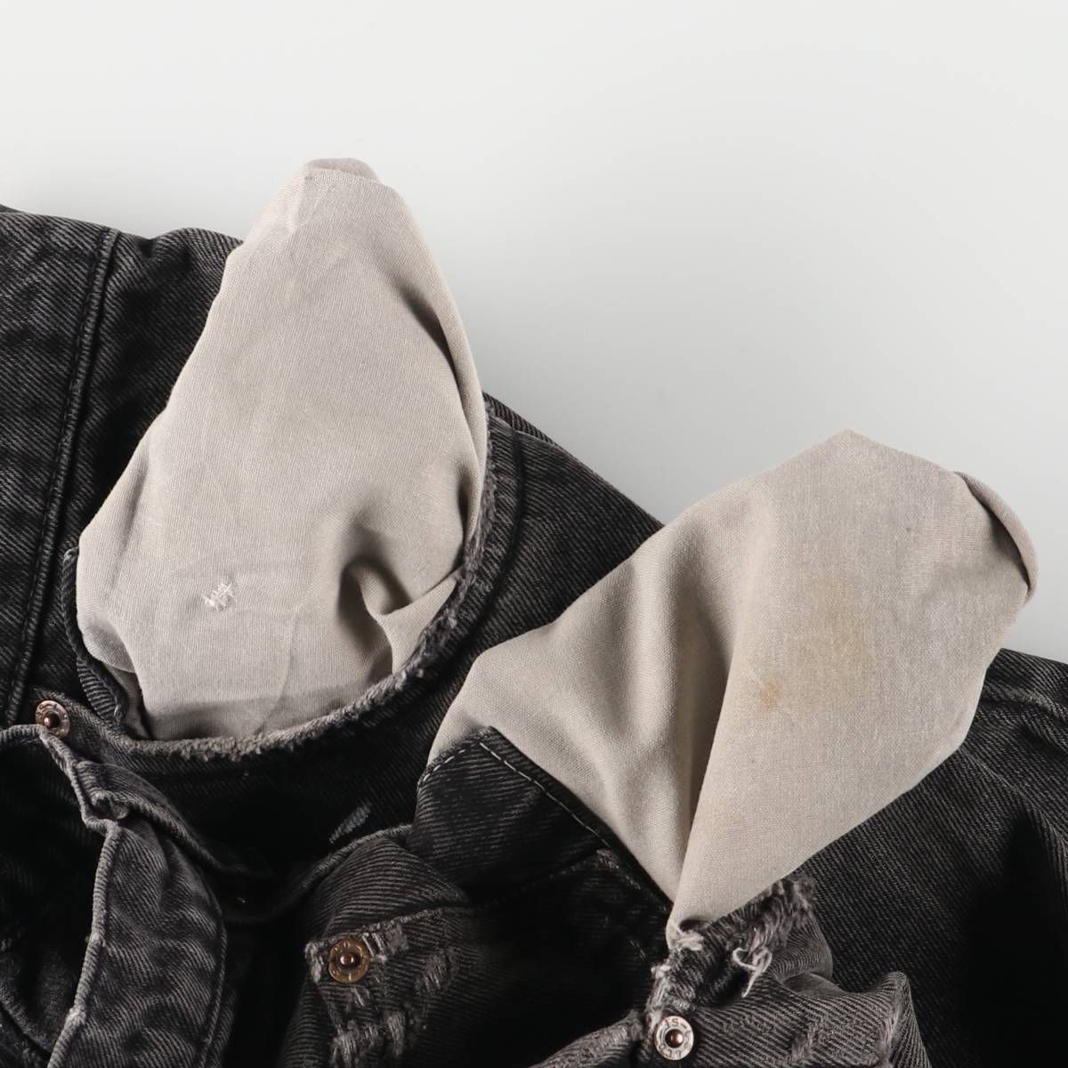 ブラックデニム テーパードデニムパンツ