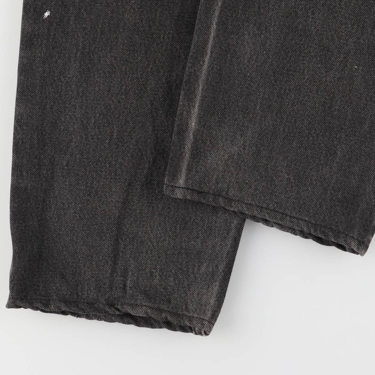 ブラックデニム テーパードデニムパンツ