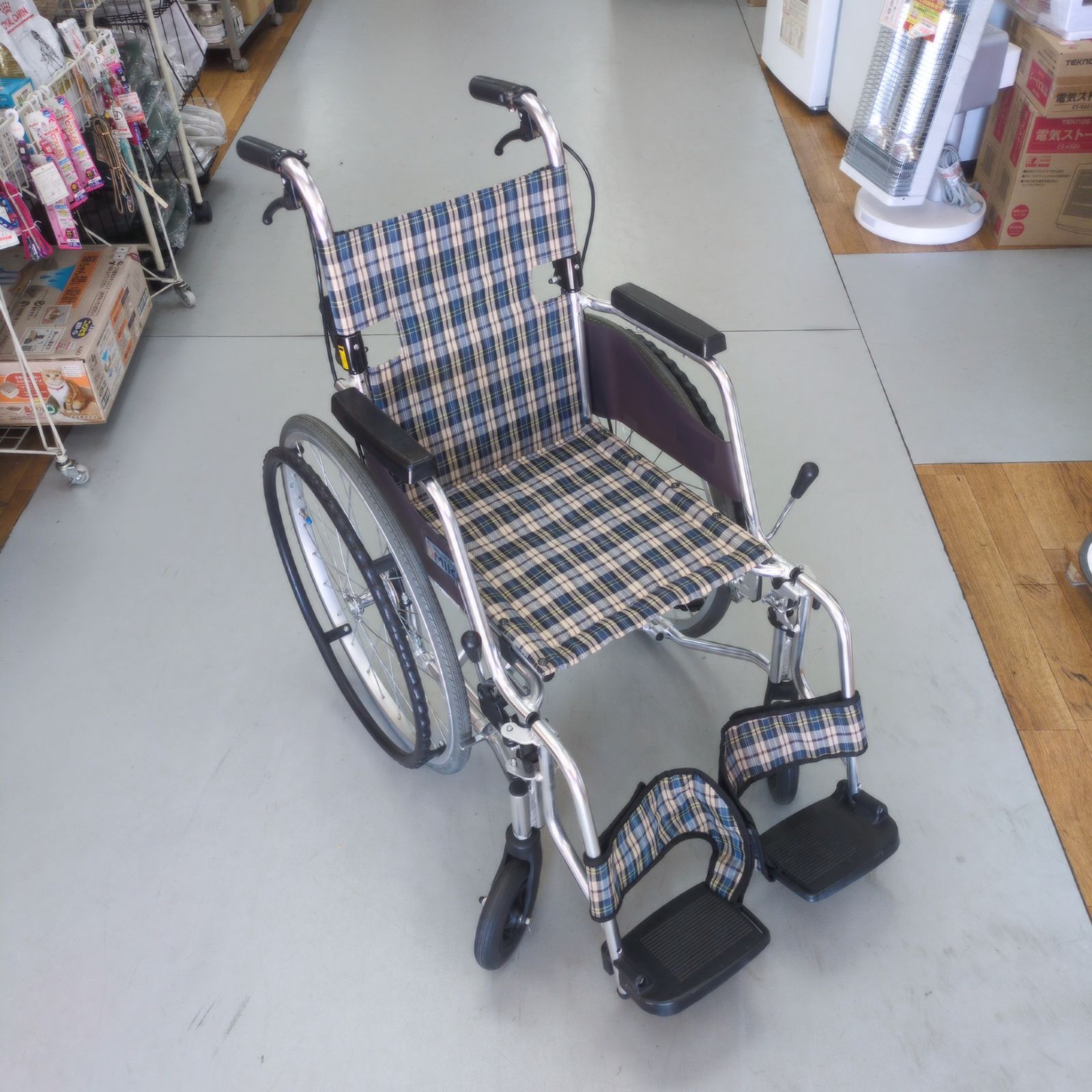 J 569 状態良し MIKI 車いす 自走式 MOCSW-43