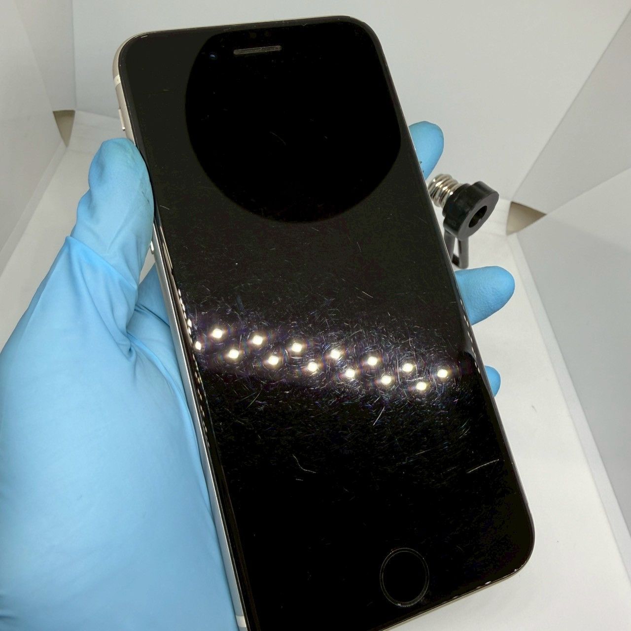 整備済み品 Apple iPhone SE（第3世代） 128GB スターライト SIM