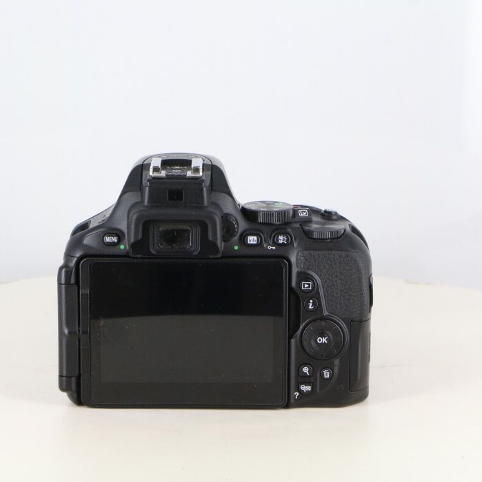 中古】(ニコン) Nikon D5600+18-55VR - メルカリ