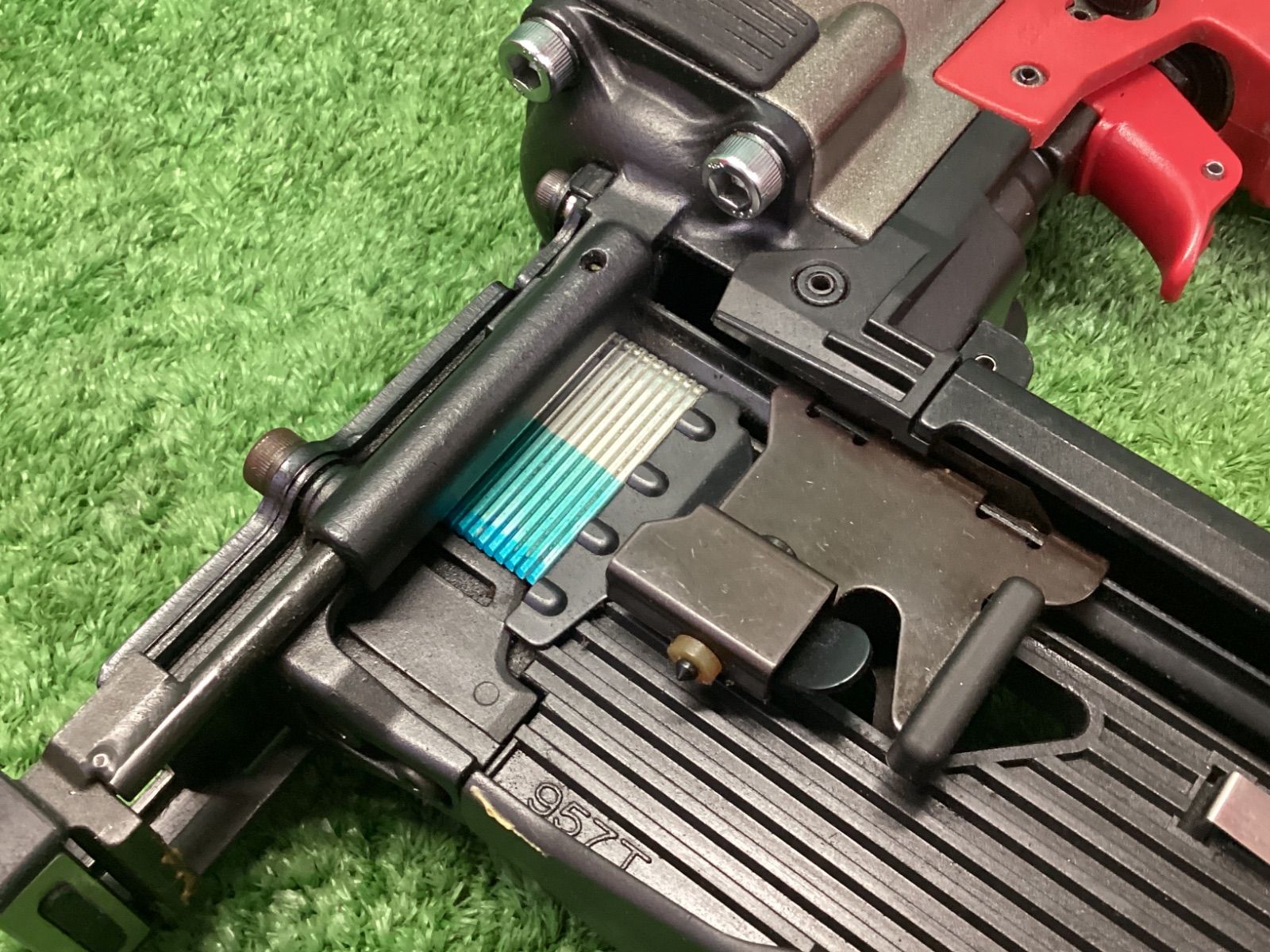  MAX マックス 57㎜高圧ステープル用スーパーネイラ HA 57 957 T 釘打機 エアーツール