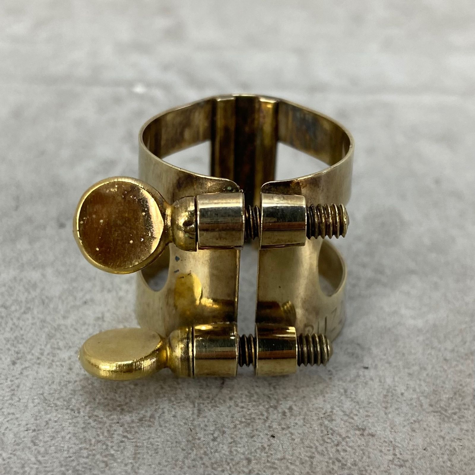 名品 ボナード B♭クラリネット用リガチャー Bb.cl BUZZ刻印 逆締め