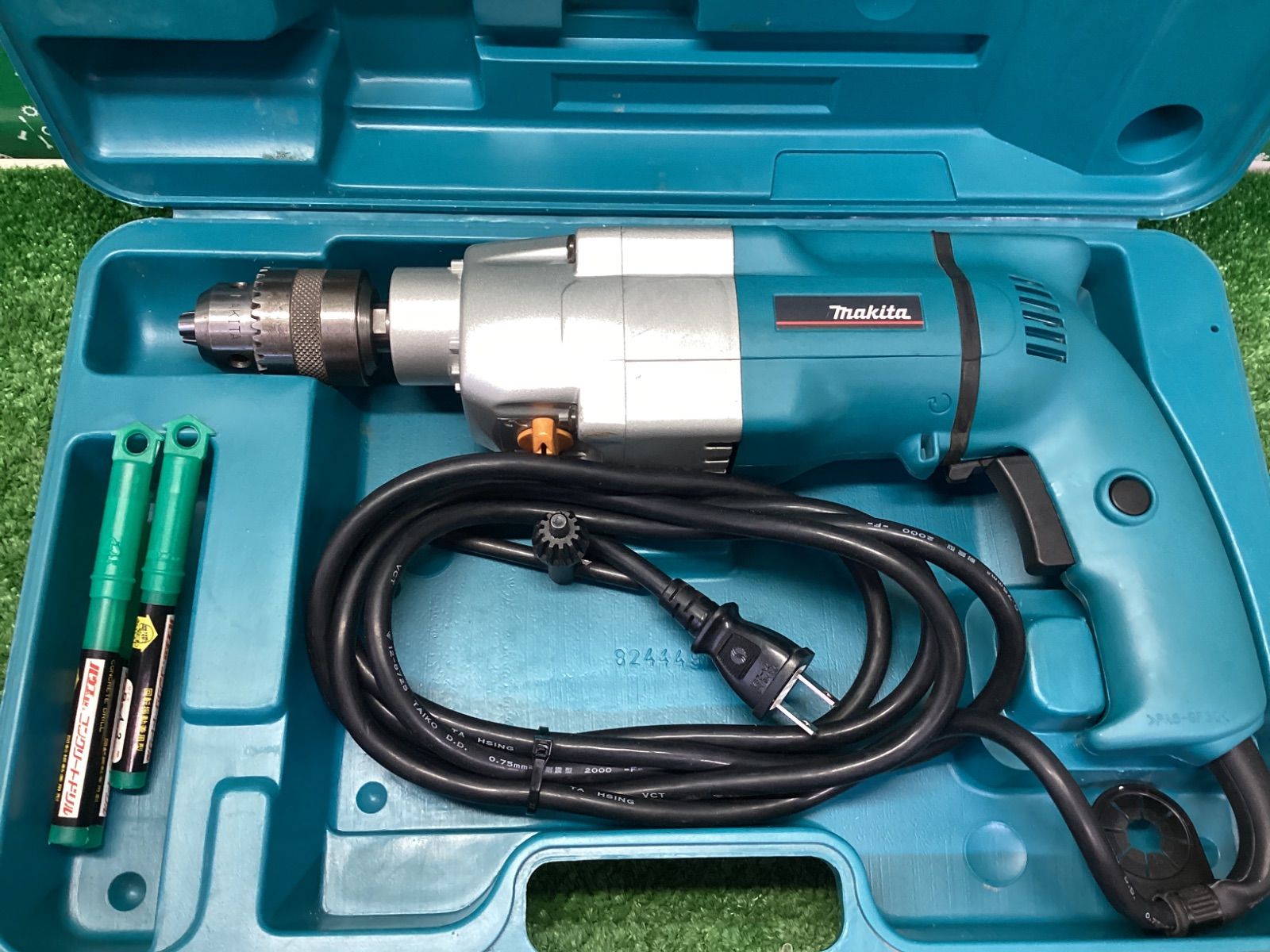 makita マキタ 20㎜ 2スピード震動ドリル HP 2032