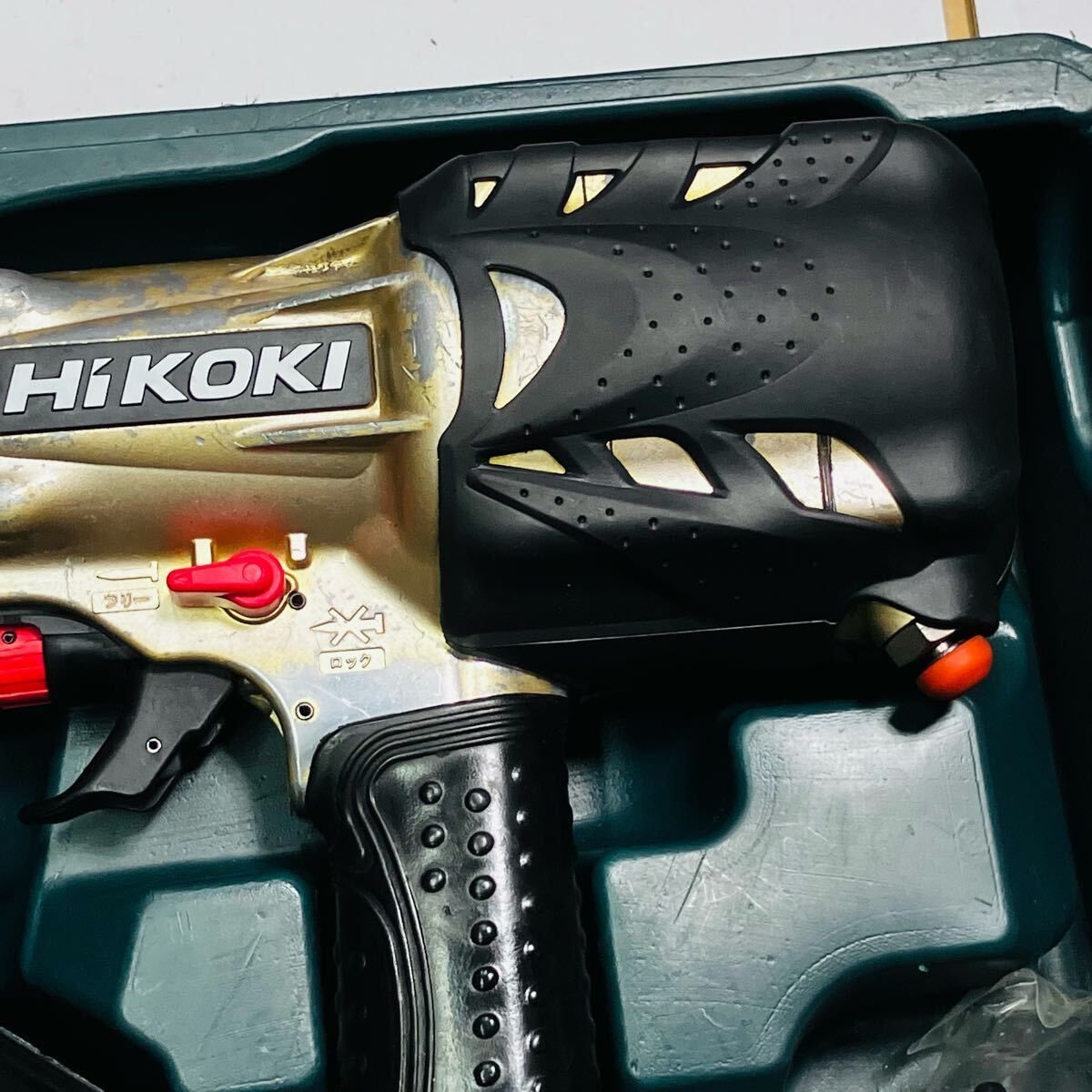 動作良好 高圧 90 mm 釘打ち機 コイルネイラ NV HMC ケース付き