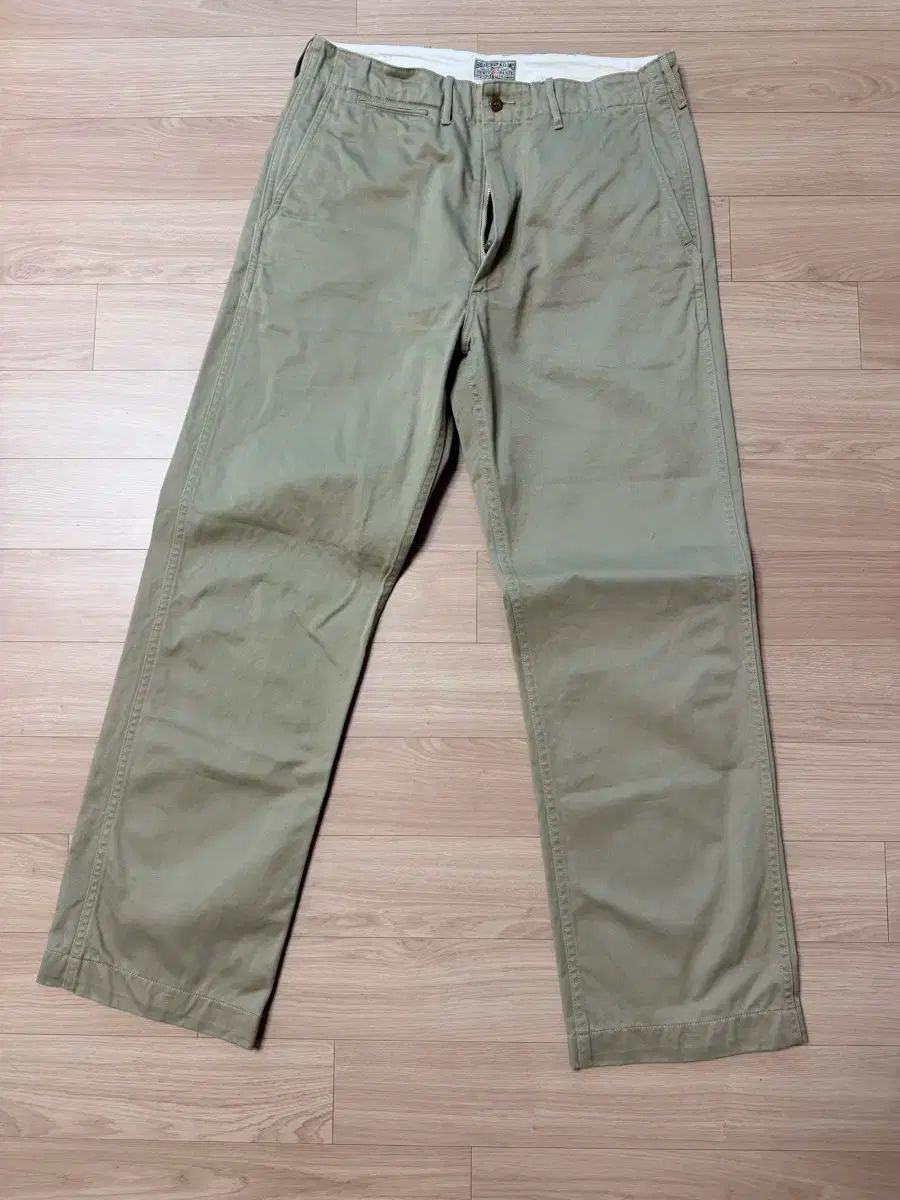 33 バズリクソンズ オリジナル スペック チノ カーキ