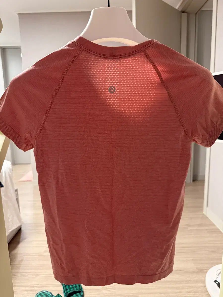 ルルレモン スウィフツリー ウェスト