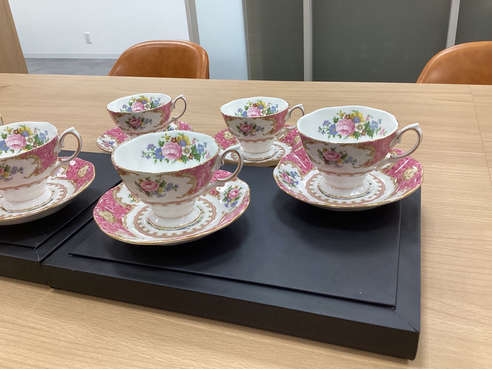 ロイヤルアルバート レディーカーライル