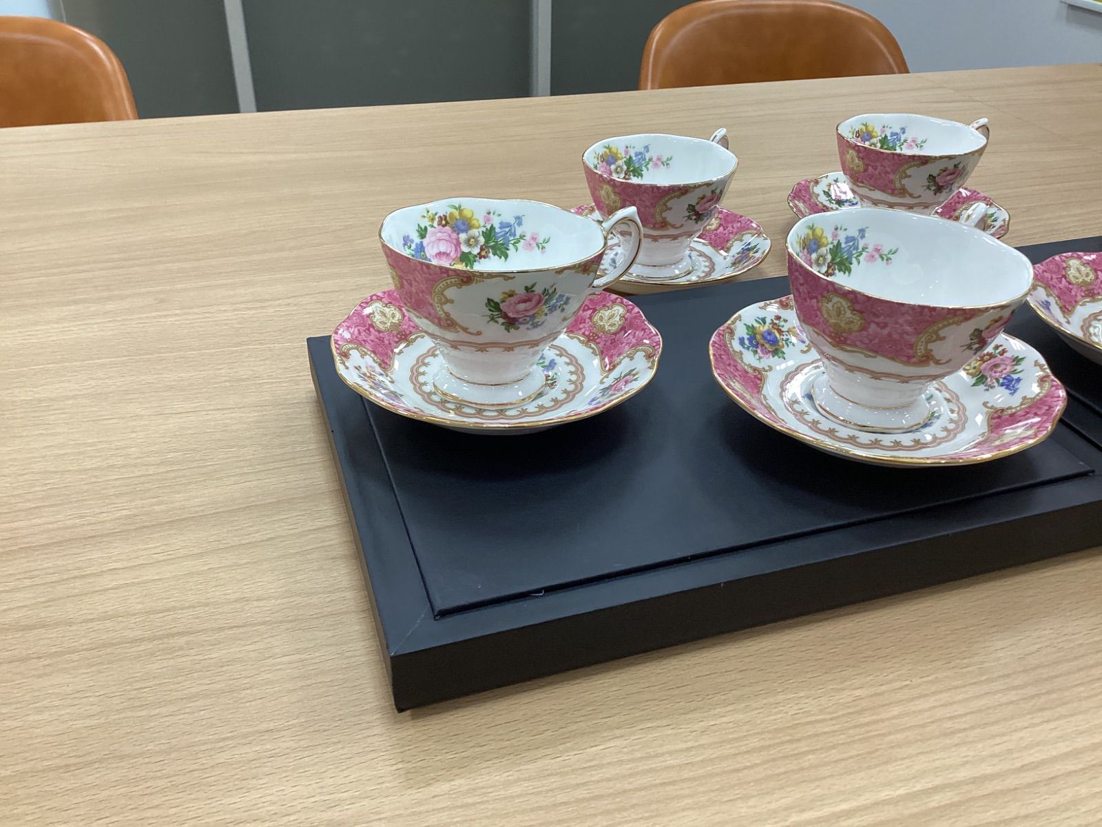 カップソーサー