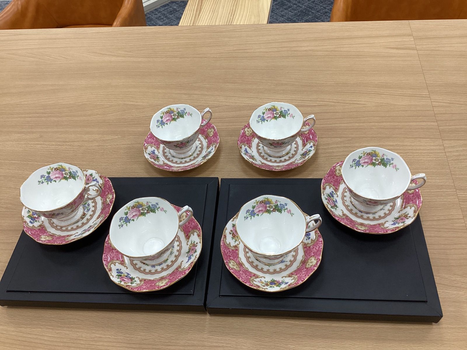 レディーカーライル カップソーサー