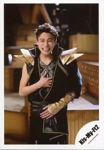 中古】生写真(ジャニーズ) Kis-My-Ft2/二階堂高嗣/膝上・衣装黒金
