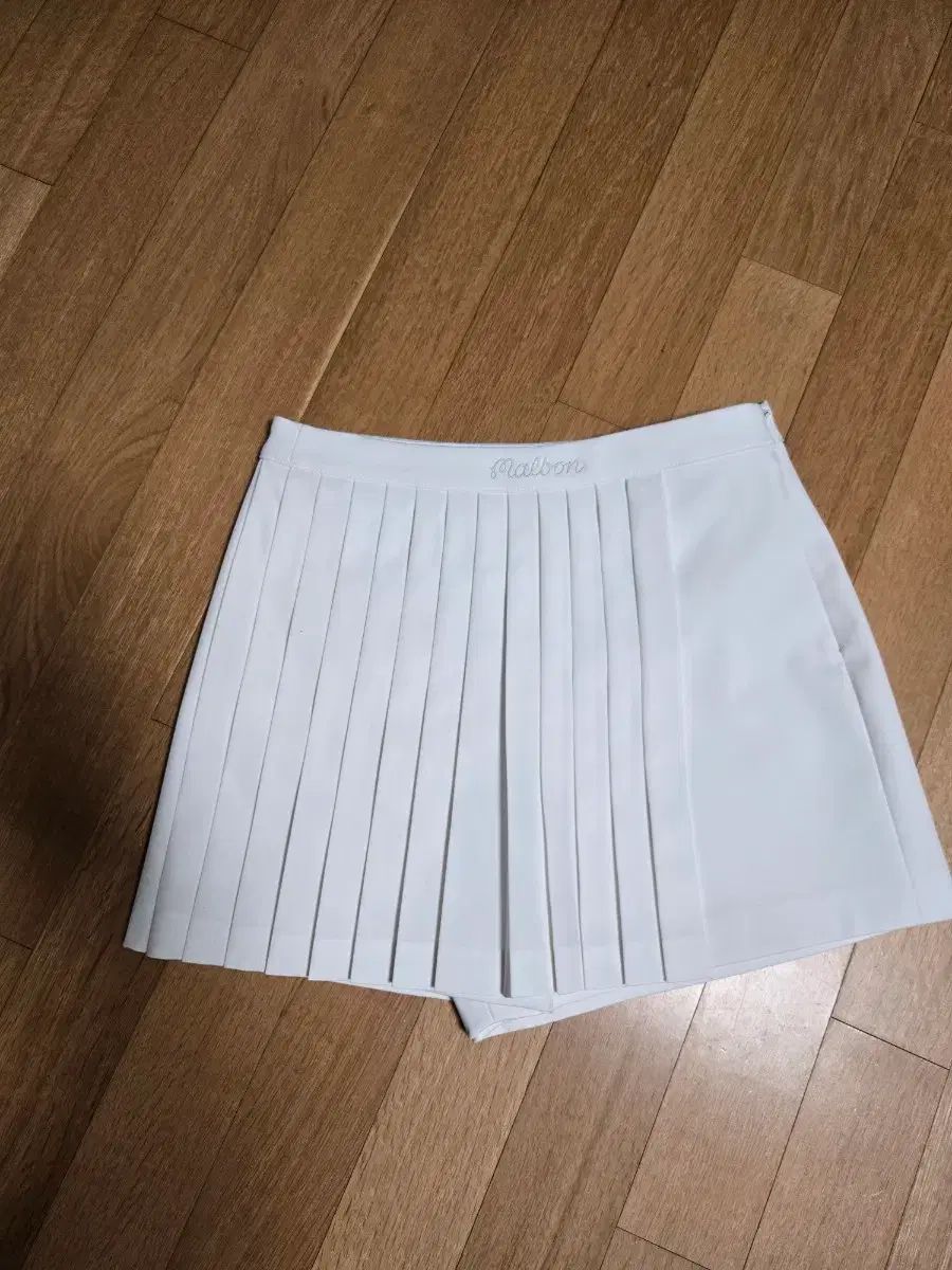 マルボンゴルフ スカート 購入