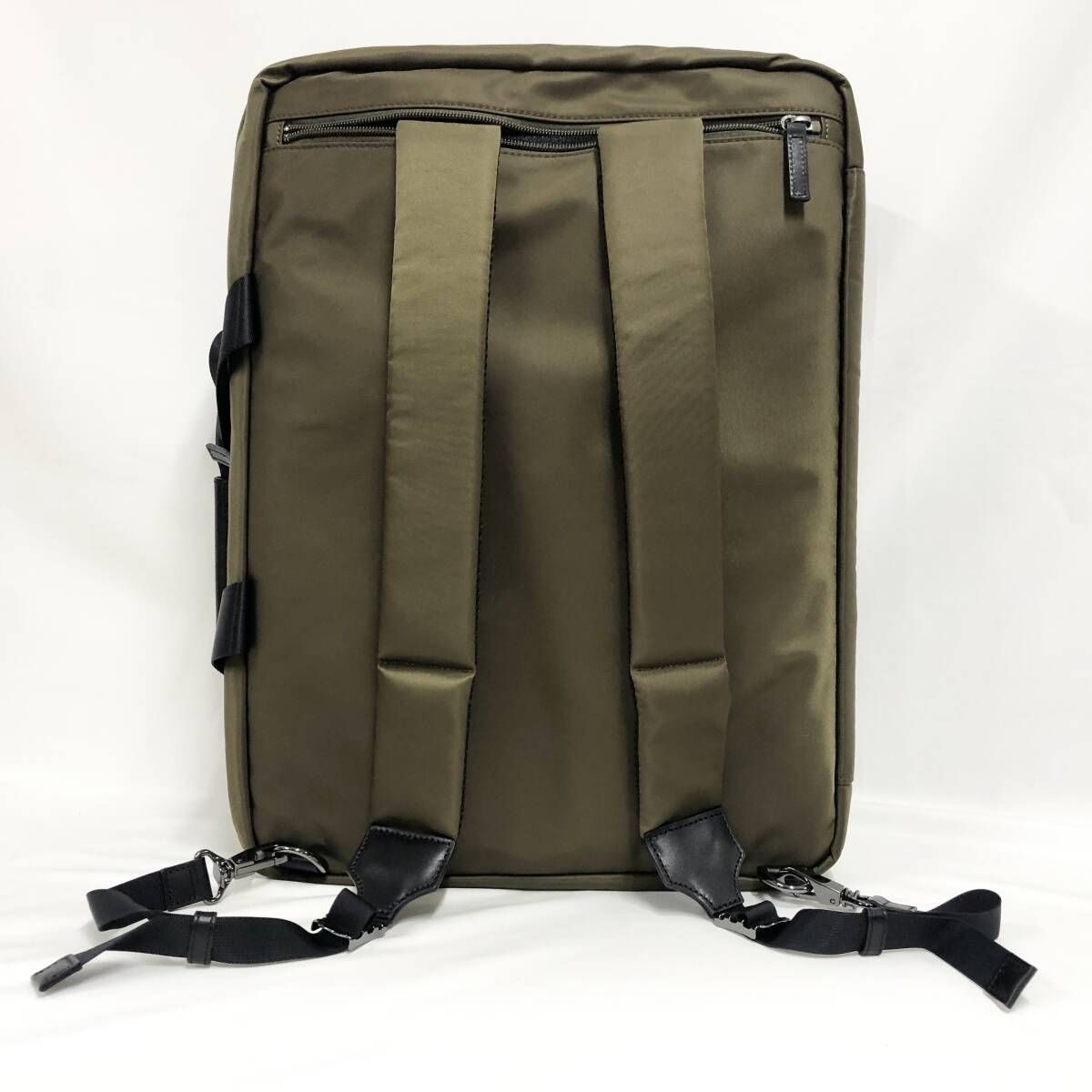 新品未使用 HUNTING WORLD×AOURE 3WAYビジネスバッグ カーキ - メルカリ
