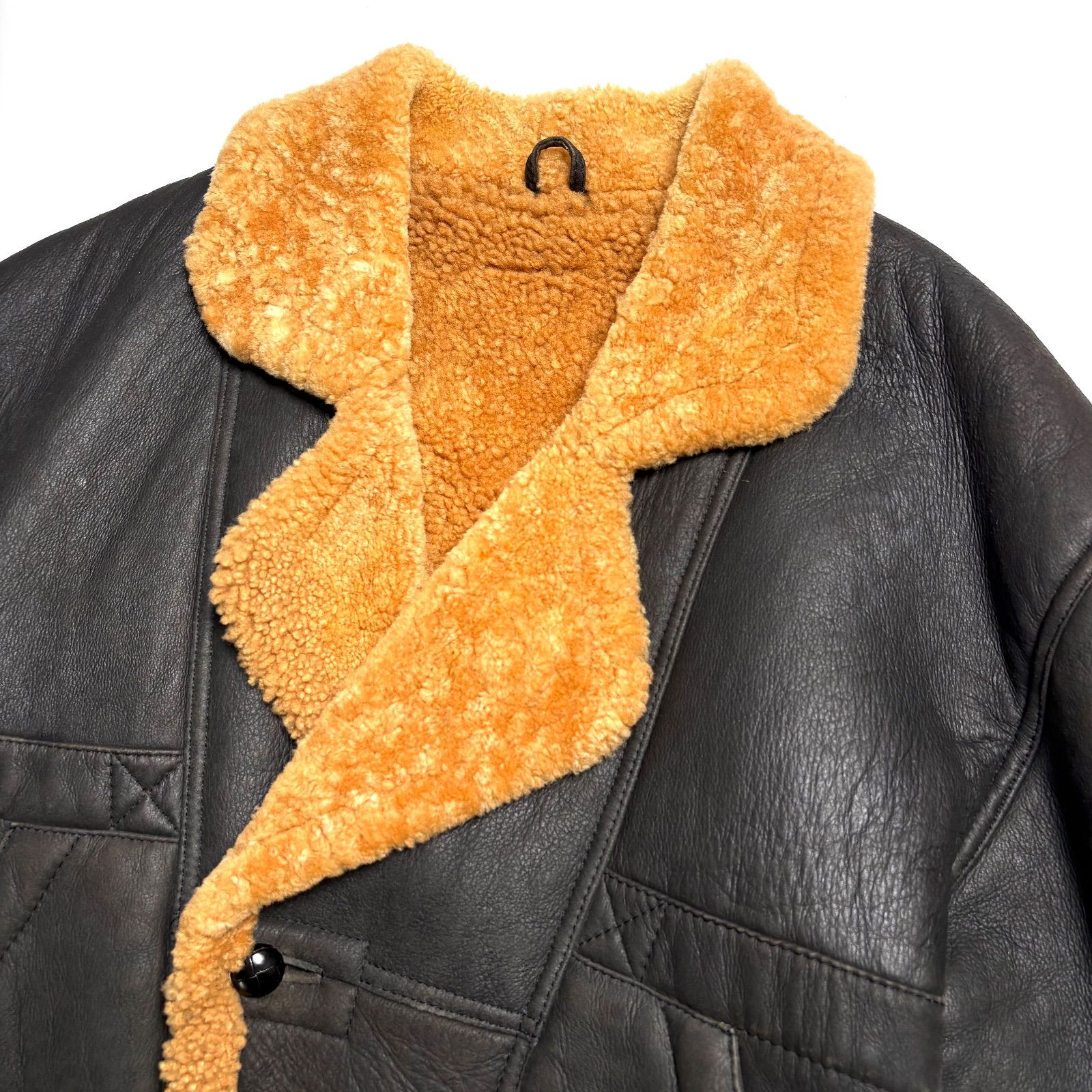 専用　未使用近いイタリア名物MASSINIリアルムートンジャケット羊革黒XL本革 羊革】MASSINI レザージャケット 黒 F リアルムートンライダース