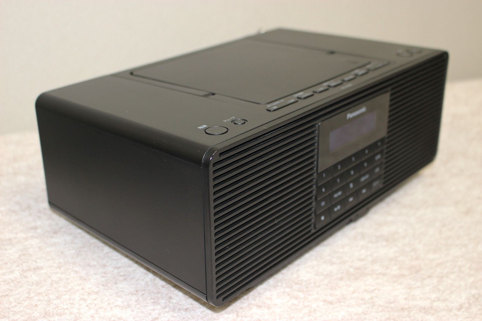 Panasonic日本語表記学習機能付CD USB BluetoothラジカセRX D 70 BTリモコン付