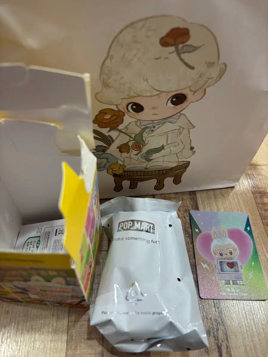 ポップマート ラブブ 怪しいコンビニ 注文 シークレットハニー POP