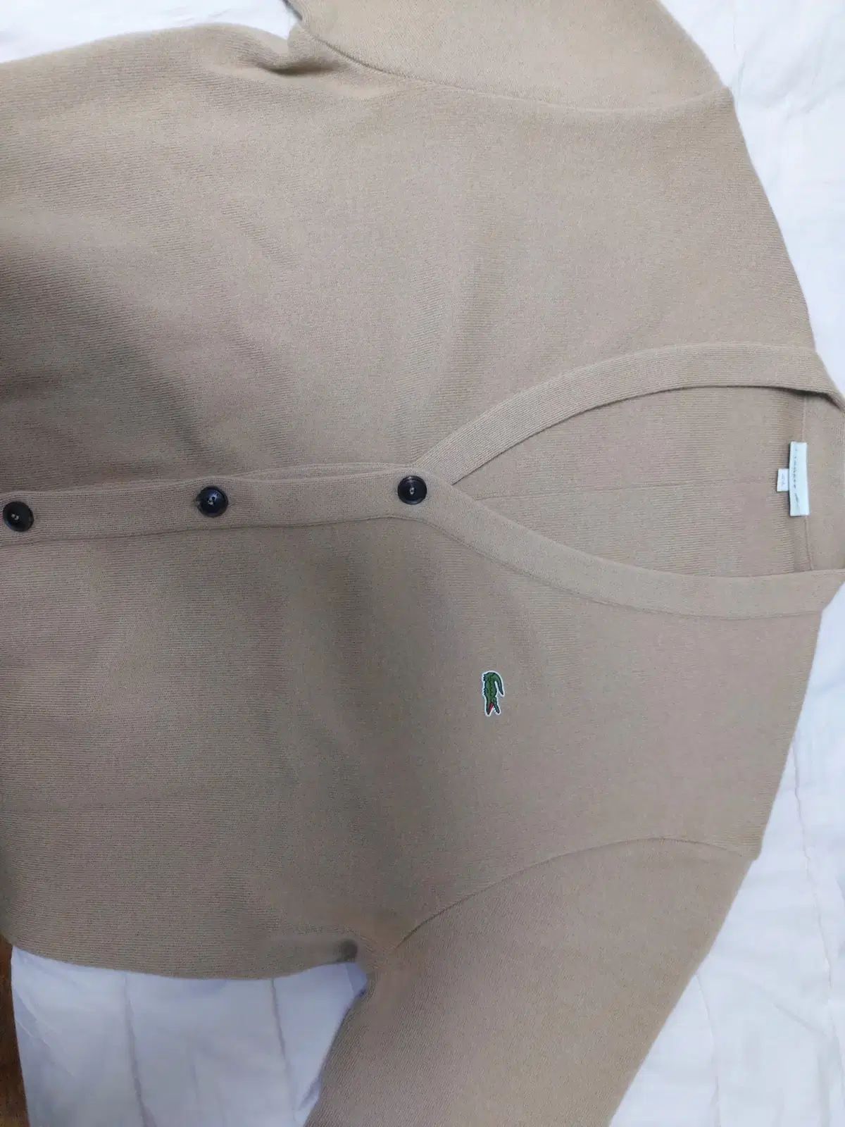 ラコステ ベージュ ウール コス ベイ BAE ジンソル イージー 防毛 カーディガン