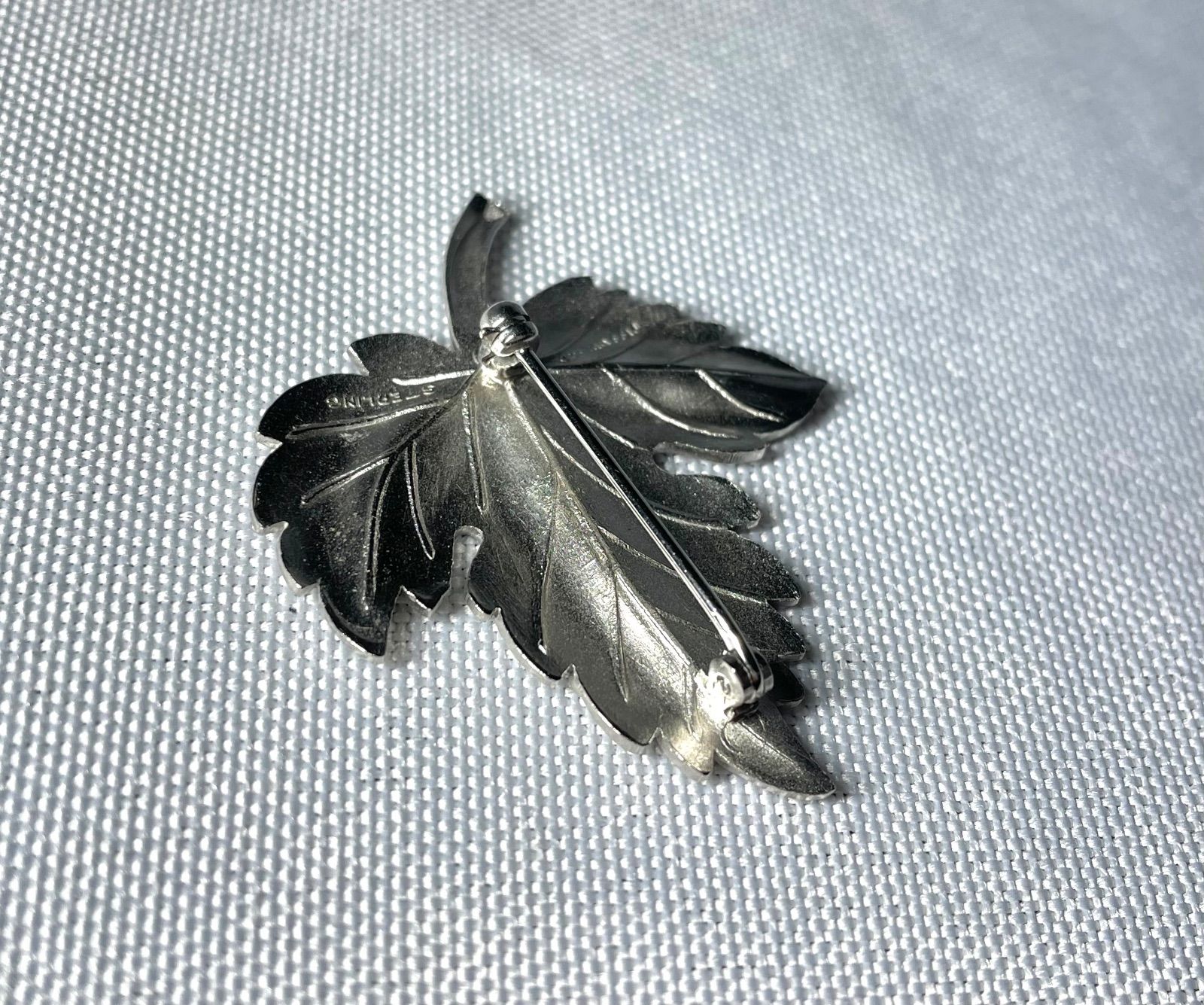 美品 希少 Tiffany ティファニー リーフデザイン ブローチ