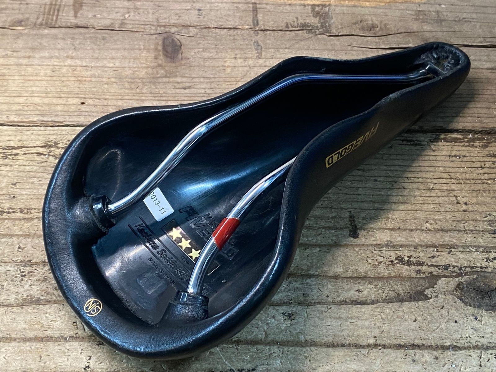 JP237 カシマ KASHIMA ファイブゴールド FIVE GOLD サドル 黒 - メルカリ