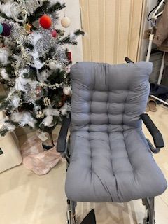 軽量折りたたみ車椅子クッションセット 車椅子 ブルー クッション グレー セットで更に2 000円 キャンペーン期間セット価格 先着5台 5