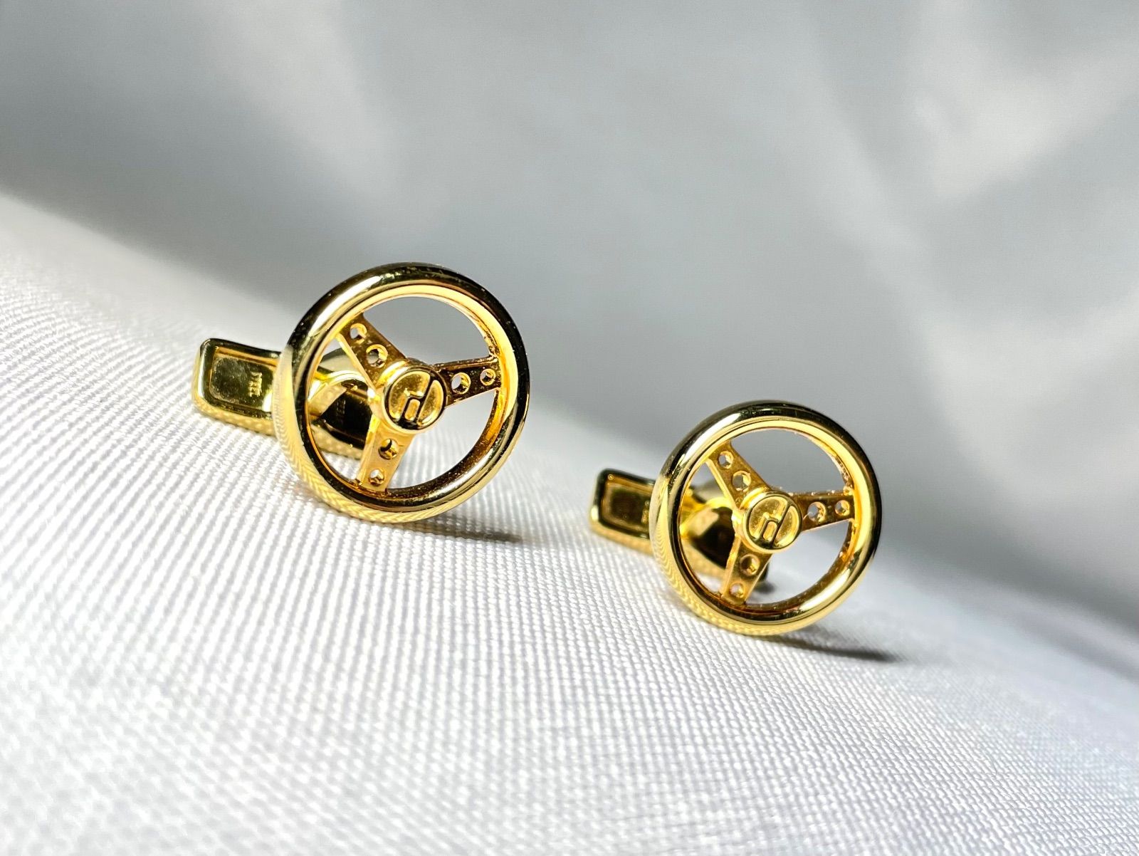 dunhill ダンヒル フェラーリホイールデザイン dロゴ オーバルカフス カフリンクス ボタン ゴールド 秋冬対応 カフリンクス 