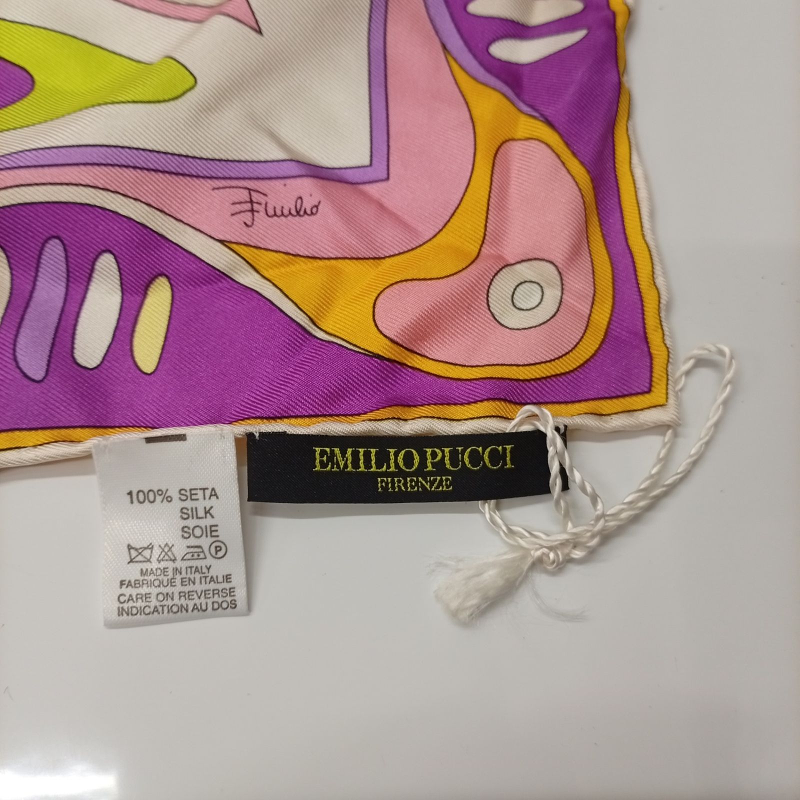 安い EMILIO PUCCI エミリオ プッチ スカーフ シルク100% 【】JA-25
