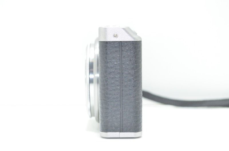 フジフイルム デジタルカメラ XF 1 シルバー