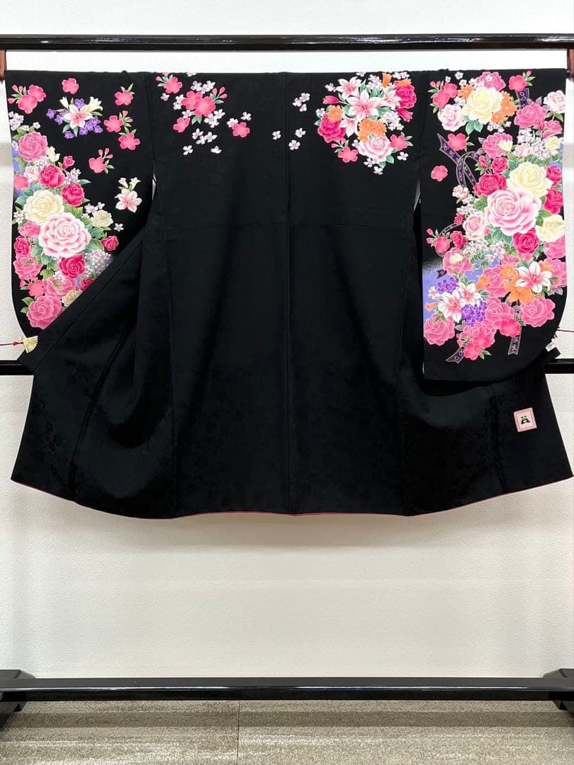 二尺袖 ポリエステル着物 刺繍 薔薇 anan 紋意匠 袴用 MOP527 二尺袖 ポリエステル着物 刺繍 薔薇 anan 紋意匠 袴用 MOP527 - メルカリ