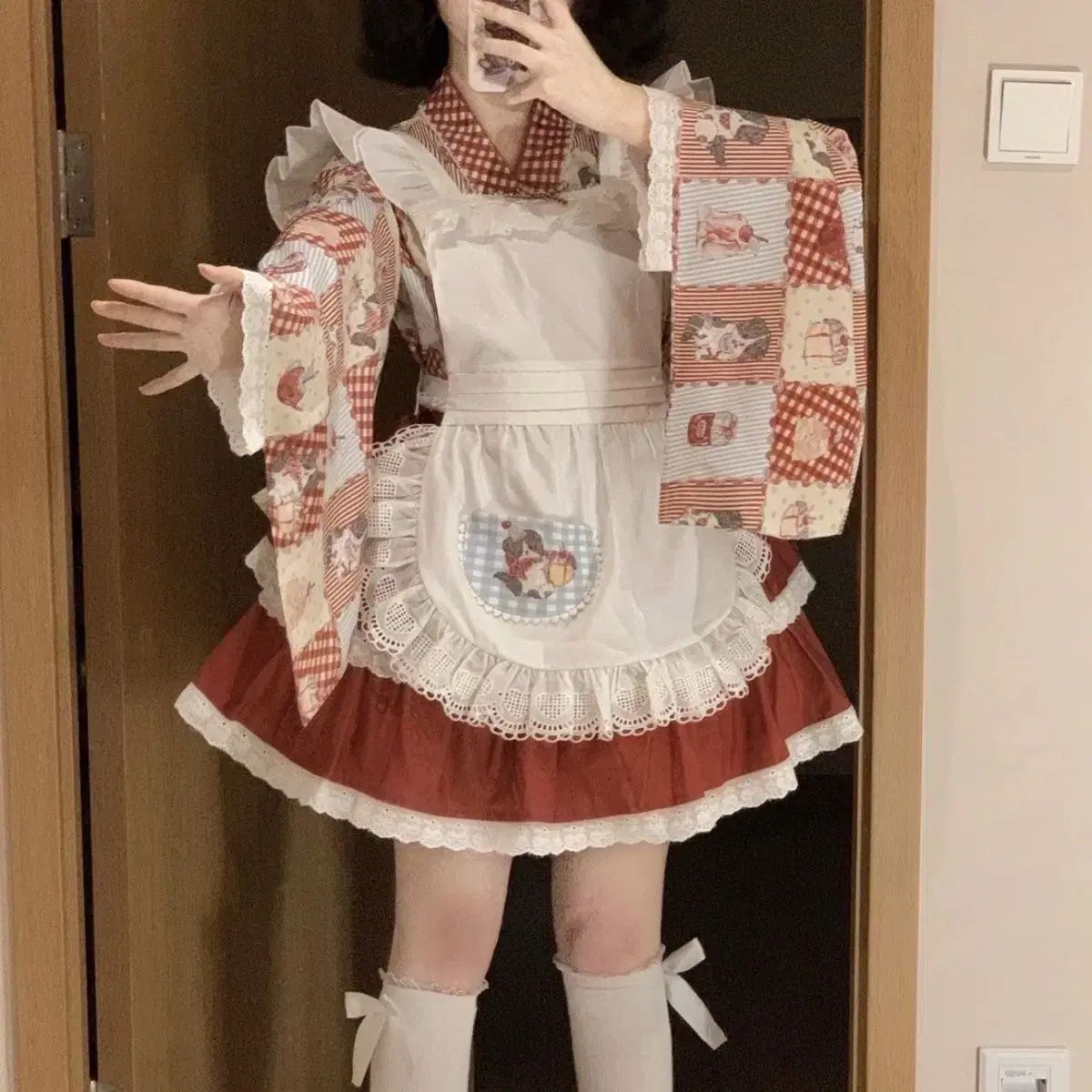 展示品 未使用 雛人形 西陣織本式十二単衣 菊華雛  菊水作 極上本頭！ 展示品 未使用 雛人形 西陣織本式十二単衣 菊華雛 菊水作 極上本頭！