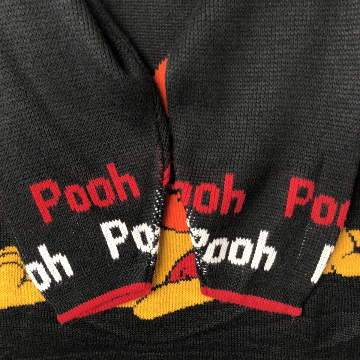 古着 90年代 POOH くまのプーさん 総柄 モックネック アクリルニット