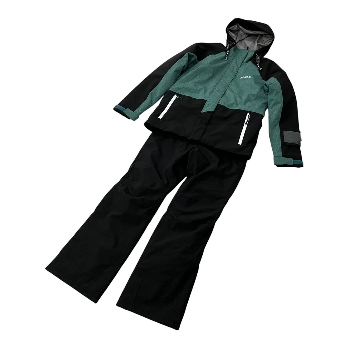 ONYONE スキーウェア 上下セット レディース Lサイズ