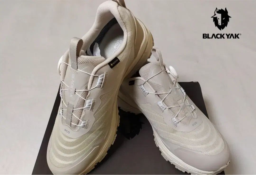 BLACK YAK ブラックヤク ゴアテックス トレッキングシューズ 275