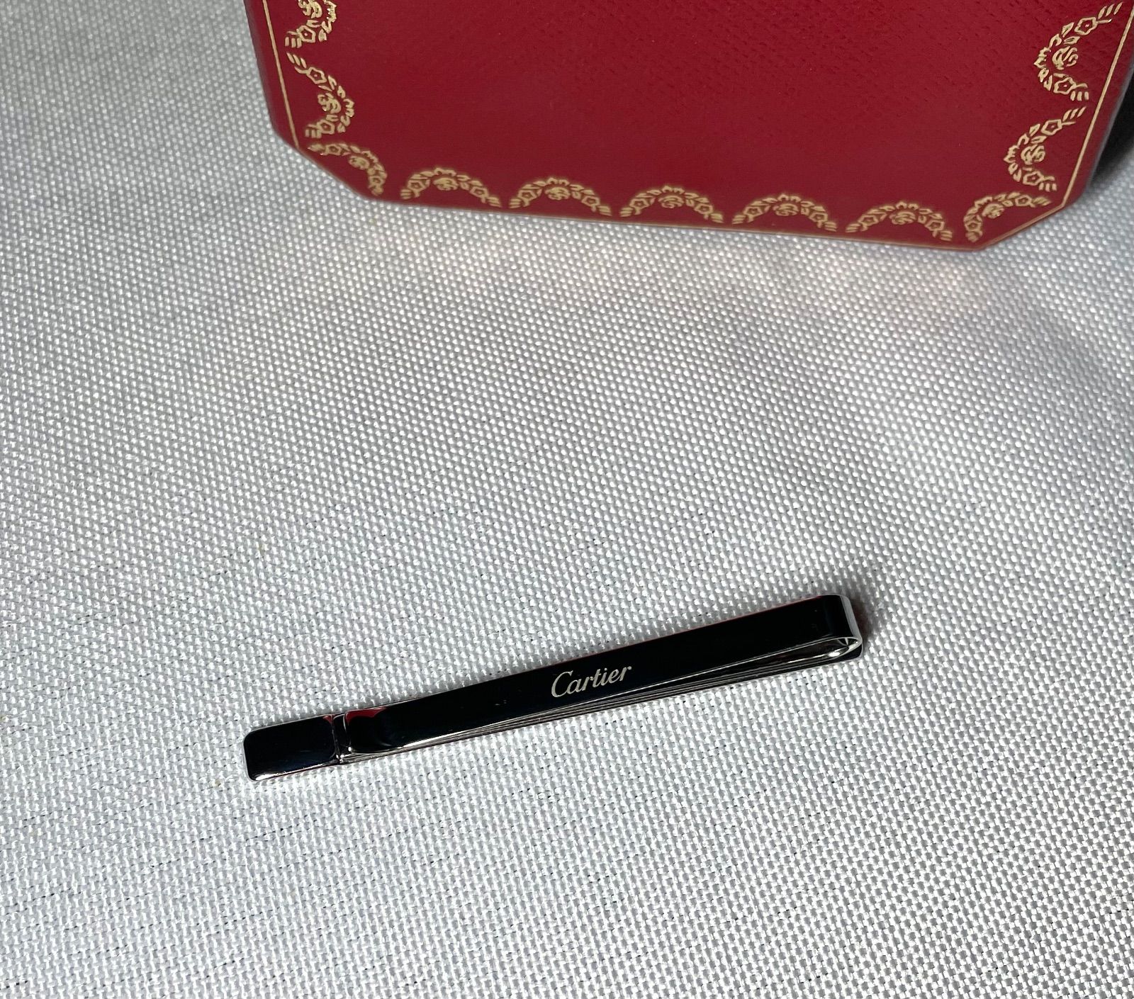 カルティエ ブランドロゴシルバー