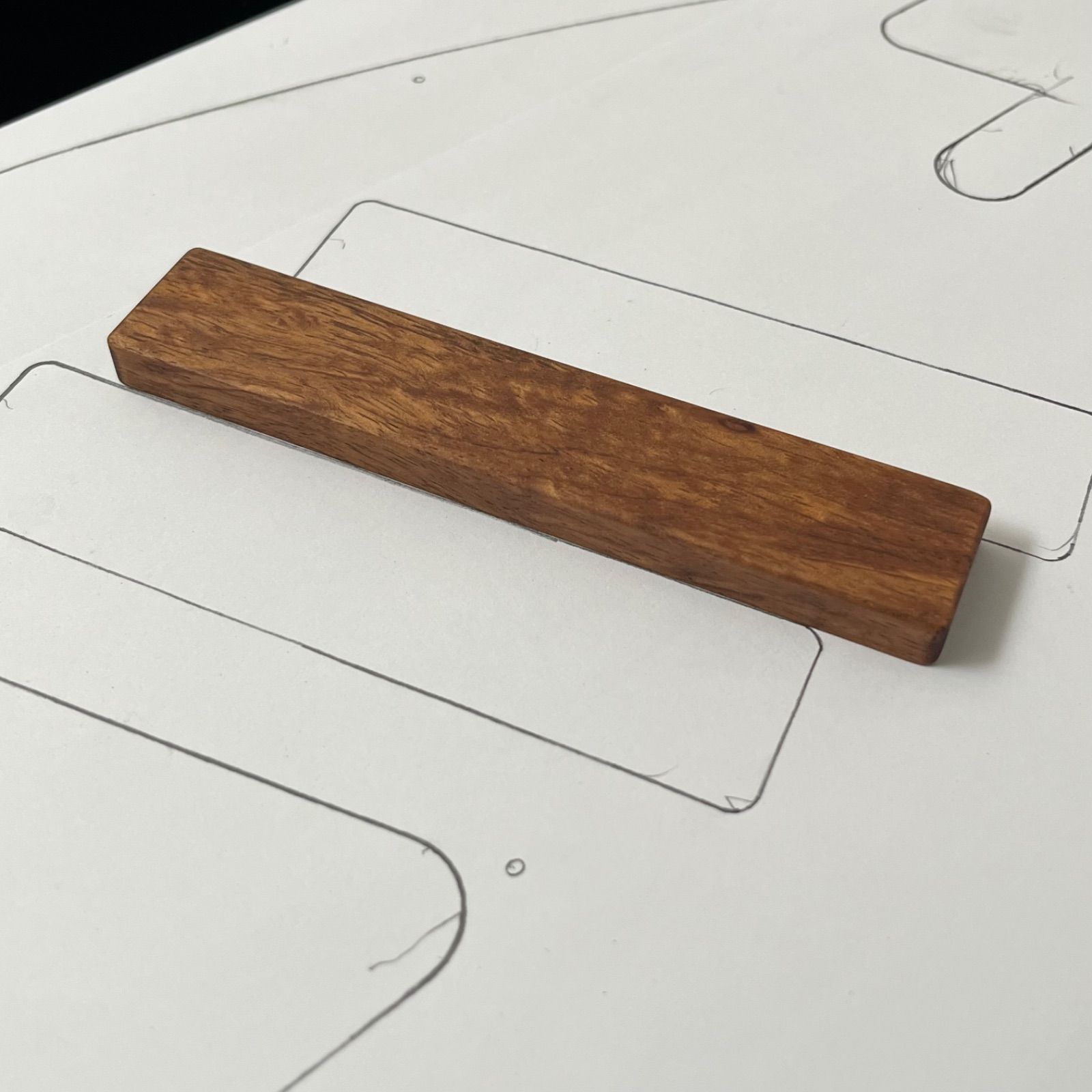 HEX NB505用 木製フィンガーランプ / ウォルナット材 - 真空乾燥